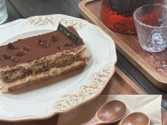 -BUND·FIVE外滩5号(天际店)