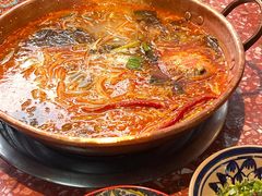 -洱火云南酸菜牛肉火锅(石景山当代商城店)