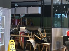 门面-肯德基(珠峰店)