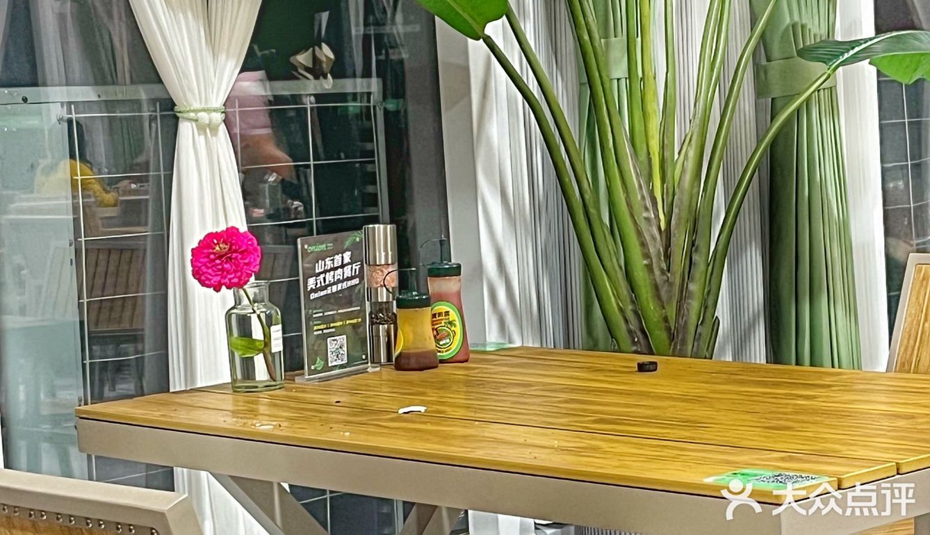 淄博｜他家最绝的必须是DIY烤肉汉堡了吧🍔