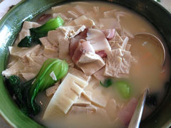 三鲜冻豆腐-桂花楼淮扬中餐厅(浦东香格里拉店)