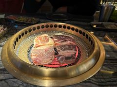 招牌LA牛仔骨-义气烤肉餐吧(大族广场店)