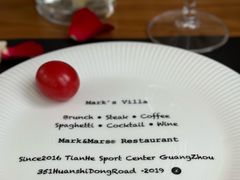 -Mark&Mars Restaurant