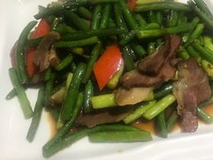 蒜台炒腊肉-小锅菜(颛兴路店)