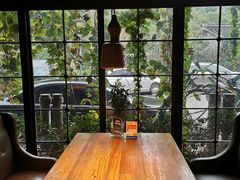 -70后饭吧(府河街店)