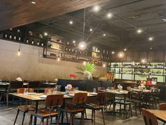 大堂-Carbon莫卡哆·意大利复古集市餐厅(杭州大厦店)