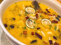 金汤酸菜鱼-香山家宴