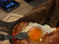-Common Table · Brunch & Coffee