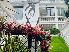 -Mark&Mars Restaurant