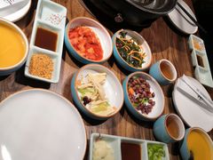 -明洞阿姨·韩式酱蟹烤肉·创意料理(三元桥店)