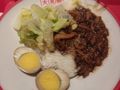 台式卤肉饭-大圆碗•T骨大排饭(天海店)