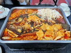 -在巷子里的烤肉店·螺蛳粉烤鱼·牛蛙(和美城店)