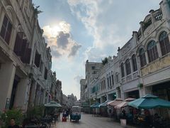 -海口骑楼小吃街