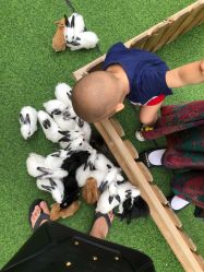 -萌宠亲子动物乐园(槐房万达店)