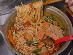 -铁锅哥米线