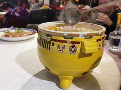 招牌酸汤鱼-老浒记烤鸭-北京菜(琉璃厂店)