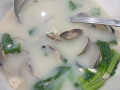 -鹏城人家海鲜酒家·23年老字号(较场尾店)
