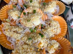 -三亚火车头万人海鲜广场