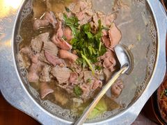 -谢老五跷脚牛肉·非遗传承店