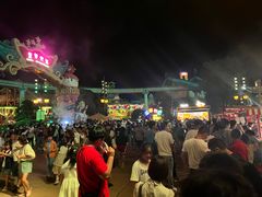 -七彩云南欢乐世界