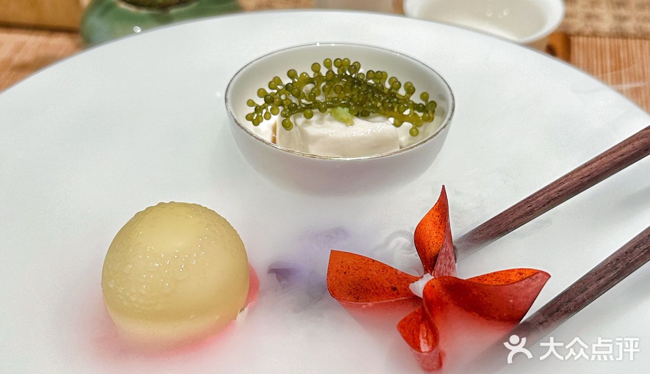 在茶馆中炫个仪式感🈵️满的素食美味～