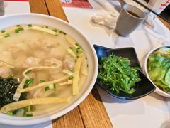 -馋三尺蟹粉小笼(人民广场店)