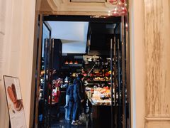 门面-Salon de The de Joel Robuchon(外滩18号店)