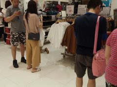 -优衣库(上海金桥国际商业广场店)