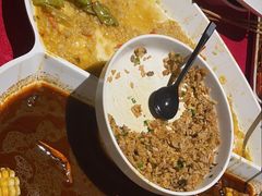 -龙巢盱眙龙虾·牛蛙·烧烤宵夜(八卦岭店)