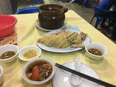 -强记湛江鸡饭店·二十七年老字号(拱北店)