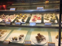-银鲨国际美食百汇(金牛万达广场店)