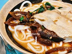 小锅米线-胡麻(静安嘉里店)