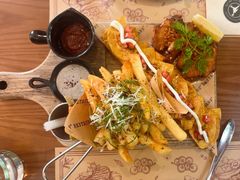 -Mark&Mars Restaurant