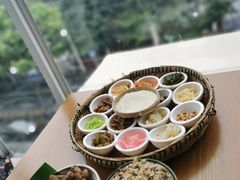 -包整·丝娃娃(一览甲秀楼风景店)