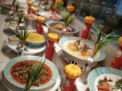 -有红鸡毛店·川菜(建设路店)