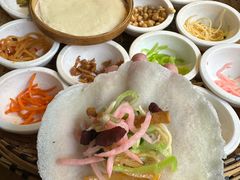 -包整·丝娃娃(一览甲秀楼风景店)