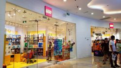 门面-乐高授权专卖店(新北万达店)