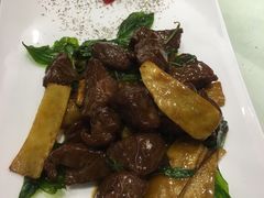 鹅肝酱炒牛仔粒-圆苑(上海广场店)