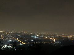 -鬼笑石后山停车场