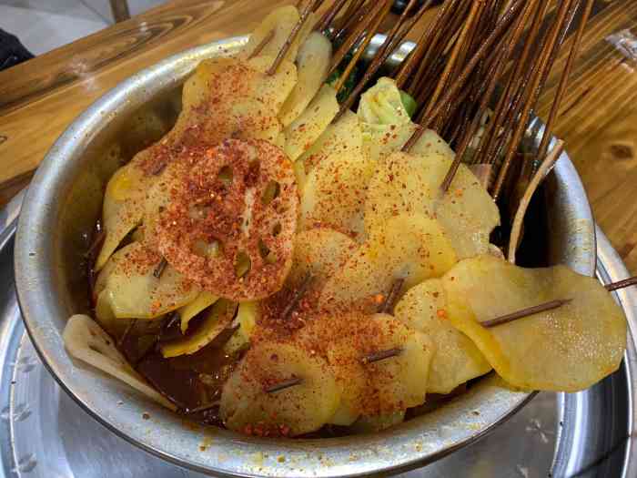 大脚盆串串(锦江学院店)-"位置在新华书店对面 对于第一次去的人有点.