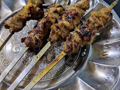 -烤肉小伙烤肉店