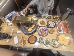 -青瓦餐厅·生鱼片·韩园烤肉(西塔店)
