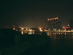 -南京眼步行桥
