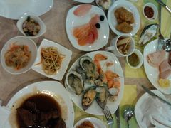 三文鱼-广州中心皇冠假日酒店-环市食坊·海鲜自助餐厅