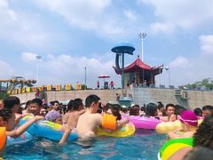 海啸冲浪-汤山欢乐水世界