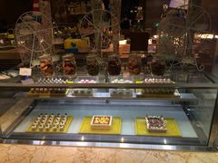 面包甜点陈列柜-美盛喜来登大酒店-盛宴标帜餐厅
