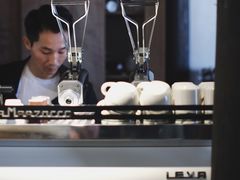 -Metal hands·铁手咖啡