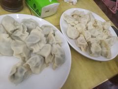 -孖妹上肉饺子馆