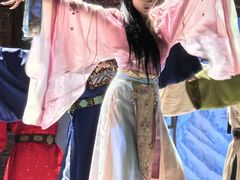 -虹桥艺术中心