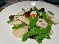 -荷塘秋月·本帮江浙菜(国权路店)